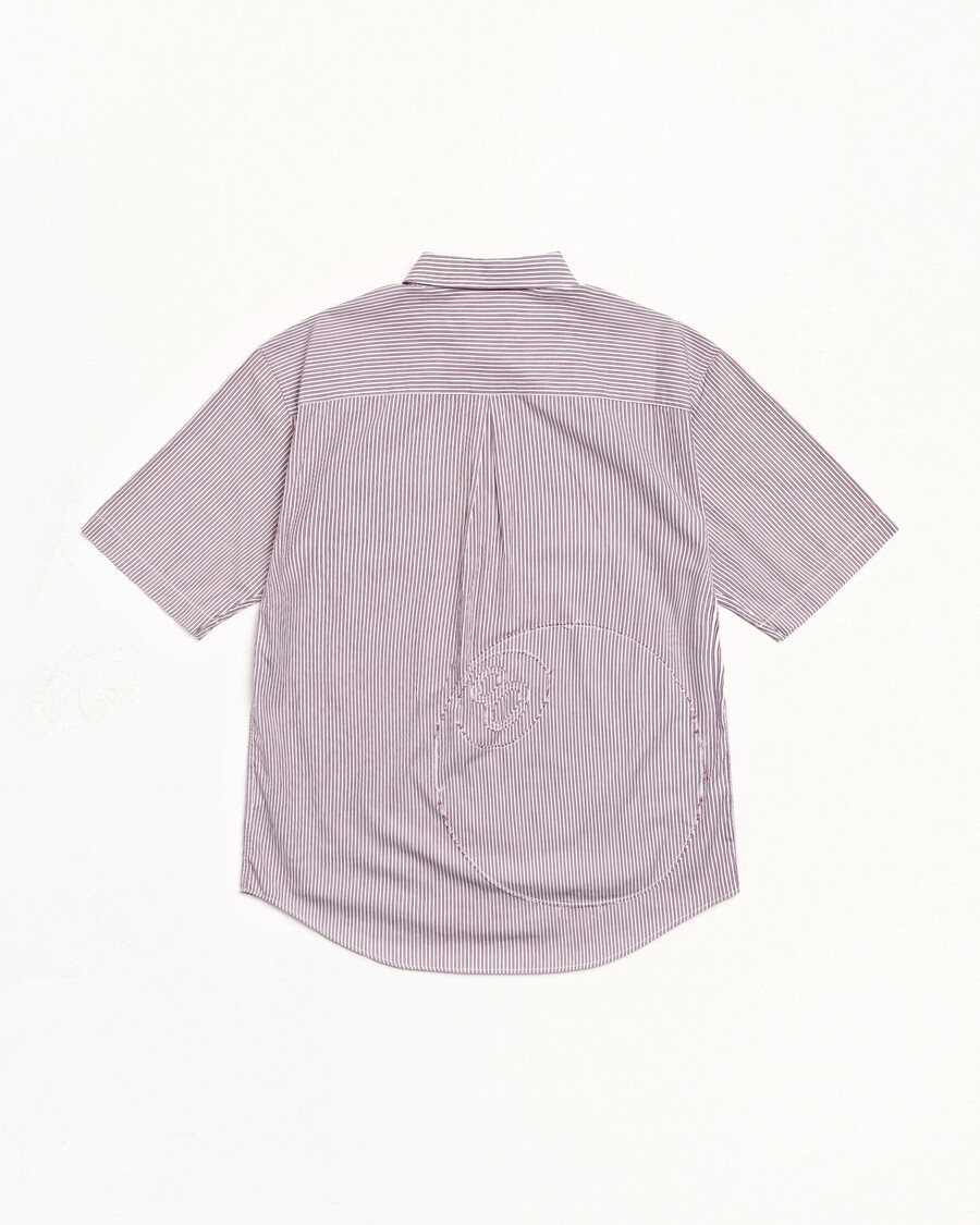 camisa de manga corta cuadrada con rayas de 8 bolas